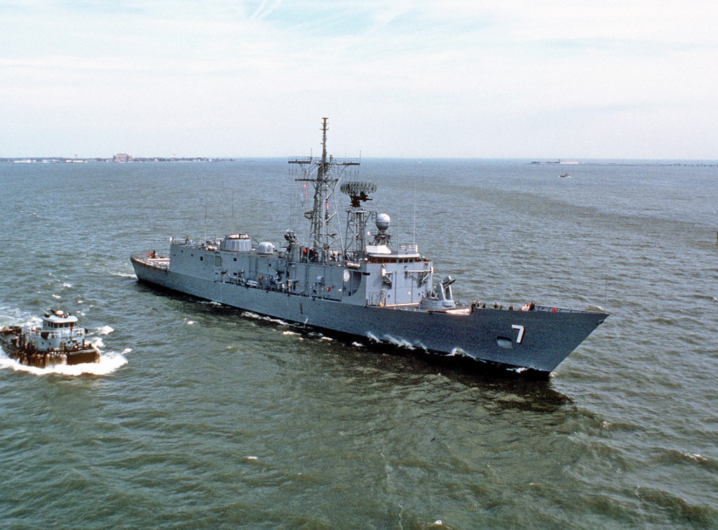 A starboard bow view of the guided missile frigate USS Oliver Hazard Perry (FFG 7) underway on 24 Aug 1979 in the Great Lakes. U.S. NAVY PHOTO BY PHC FRANCAVILLO