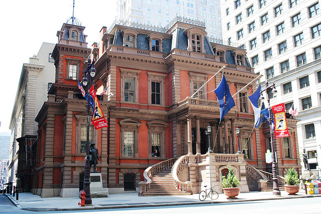 Union League building at 140 South Broad Street (Peter Bond/Flickr)